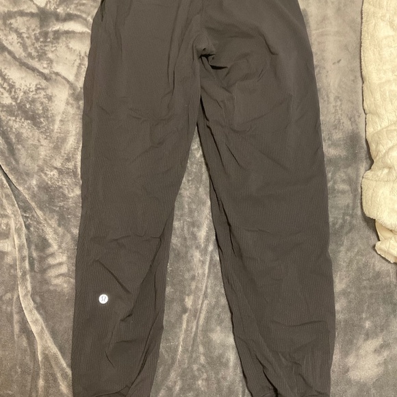 Lululemon black dance studio jogger 4 - Picture 2 of 4